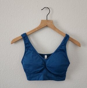 Sofra Women's Small Seamless Lightweight Yoga Activewear Everyday Wear Bra